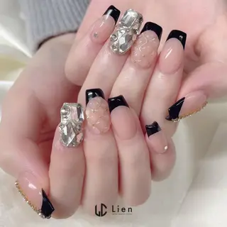 ネイル 山田 真里のネイルデザイン