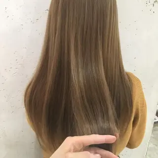 セミロング ブリーチなしカラー/ 顔周りレイヤーカットのヘアスタイル