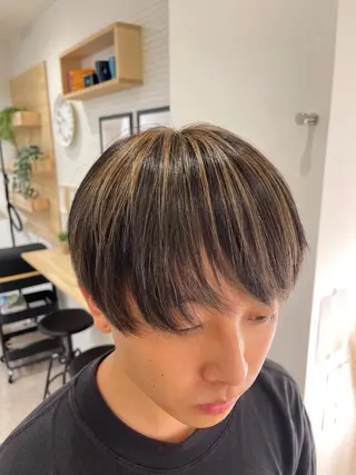 カラー ヘアアレンジ メンズ 縮毛・酸性ストレート 特化のヘアスタイル