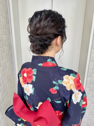 ショート ヘアアレンジ 透けるベージュ/ 艶カラー♡のヘアスタイル