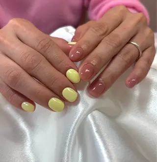 ネイル 伊藤 菜緒のネイルデザイン