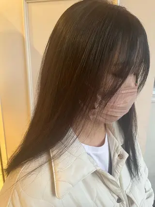 ロング izumi （いずみ）のヘアスタイル