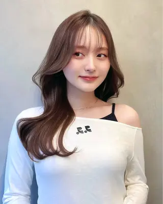 ロング 大宮🤍縮毛矯正 レイヤー🪽なるのヘアスタイル