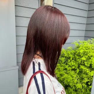 ミディアム カラー シマダ ユウナのヘアスタイル