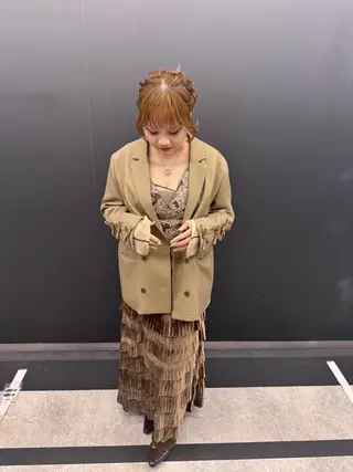 ミディアム 🦋ブリーチなしダブ ルカラー🌈MEGUのヘアスタイル