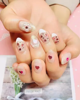 ネイル ユキカ （ネイリスト）のネイルデザイン
