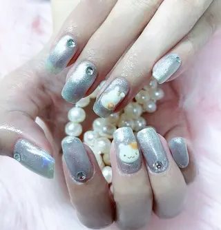 ネイル MoonNail ユリ🌸のネイルデザイン