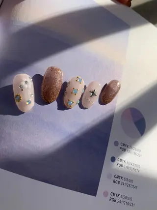 ネイル 齋藤 沙羅のネイルデザイン