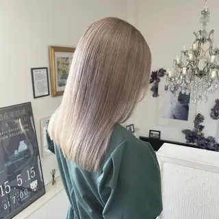 セミロング カラー 袴田 伊代のヘアスタイル