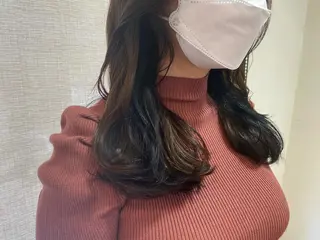ロング カラー サプリームヘア 飯田みち瑠のヘアスタイル