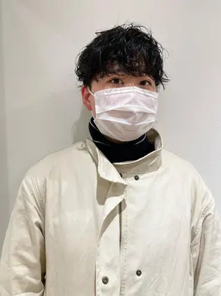 ショート 早瀬裕之 パーマのヘアスタイル