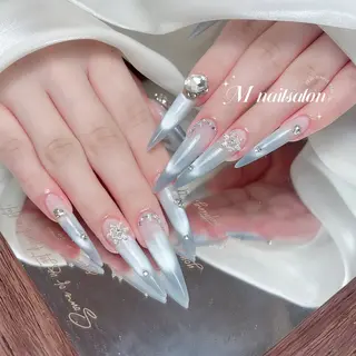ネイル M🌷nail 長さだし専門店のネイルデザイン