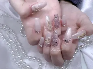 ネイル She   Nail所属・ISA_ BELLAのネイルデザイン