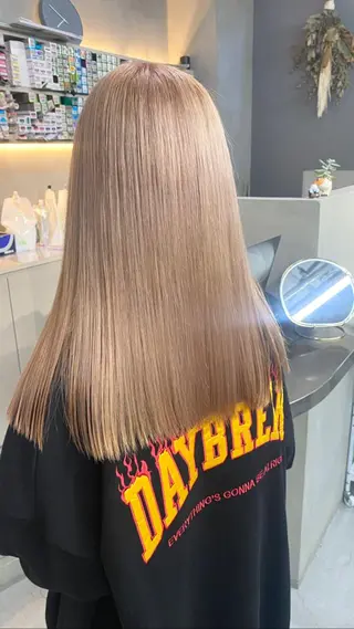 ロング カラー 前橋 姫奈のヘアスタイル