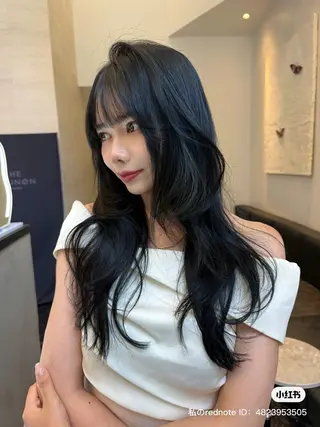 ロング 韓国✖️網紅🖤 パーマYURIYAのヘアスタイル