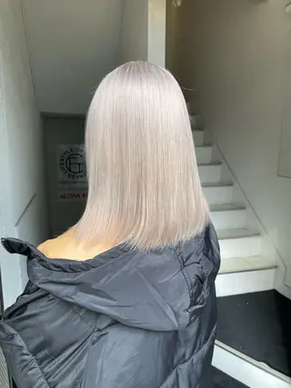 ミディアム カラー 安田和洋 ブリーチカラー特化のヘアスタイル