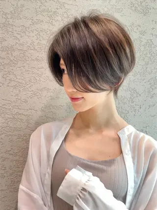 ショート レイヤー❣️縮毛矯 川村利幸のヘアスタイル