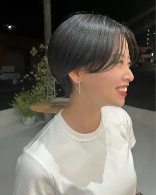 ショート カラー 網谷 萌夏のヘアスタイル
