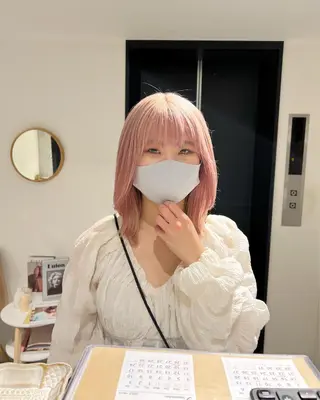 ミディアム デザイン🥇複雑履歴 ハイトーン特化のヘアスタイル