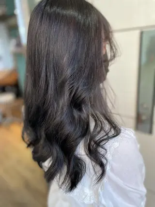 ロング 坂野 結子のヘアスタイル