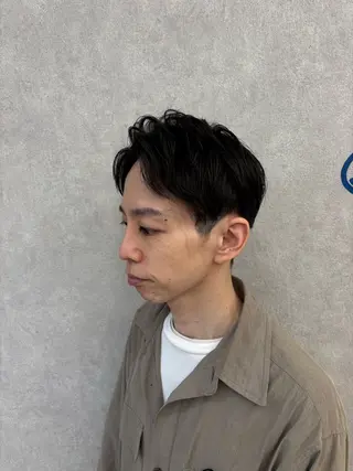 メンズ アイブロウ 曲がる縮毛矯正🌟 メンズアイブロウのヘアスタイル