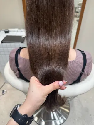 透明感カラー／ 縮毛矯正／まりなのヘアスタイル