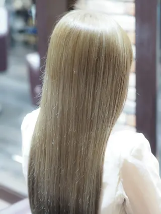 カラー ロング 辻 竜也　のヘアスタイル