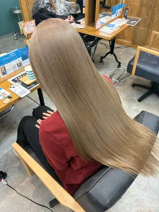 カラー まろみ暖色×ボブ ×chia🕯のヘアスタイル