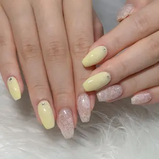 ネイル LAVISH nanamiのネイルデザイン