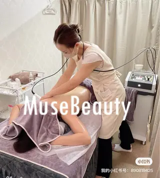 カラー ミューズビューティー所属・山本 ゆりのエステ・リラクイメージ