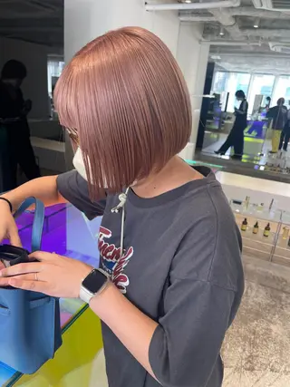 ショート oma　袮次金 鈴香のヘアスタイル