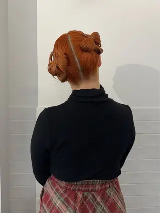 セミロング カラー ヘアアレンジ mina 🌷のヘアスタイル