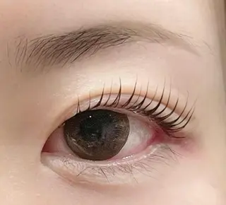 マツエク・マツパ まつげと眉毛の専門店 auliiのマツエク・マツパデザイン