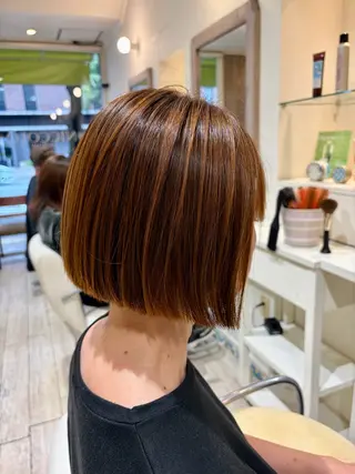 ショート NICCOLO室見 Erinaのヘアスタイル