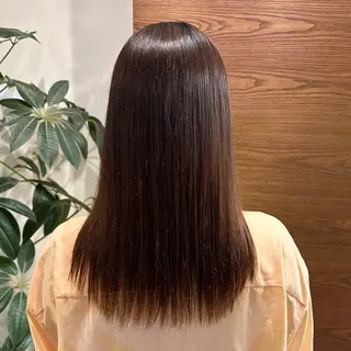 セミロング momo 札幌美容師のヘアスタイル