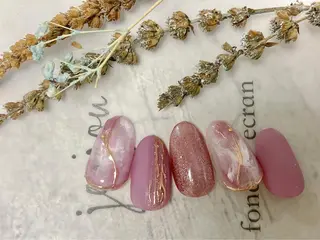 ネイル mogunail &blowのネイルデザイン