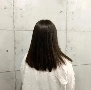 ミディアム カラー ヘアアレンジ 切りっぱなしヘアボブ ミディアムヘアRYOのヘアスタイル