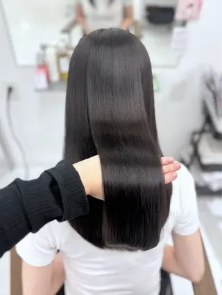 セミロング 🖤ハイトーンカラ ー/ここな🖤のヘアスタイル