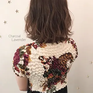 ミディアム カラー 市川 千夏のヘアスタイル