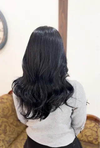 セミロング 飯星慧斗 /ブリーチ、縮毛矯正のヘアスタイル