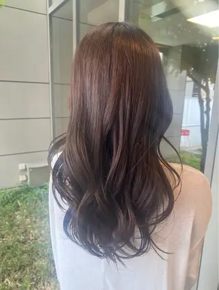 ロング 山浦 貴恵のヘアスタイル