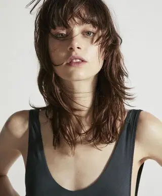 セミロング 吉田一輝 外国人パーマのヘアスタイル