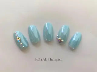 ネイル 【尾下】 ロイヤル•セラピストのネイルデザイン