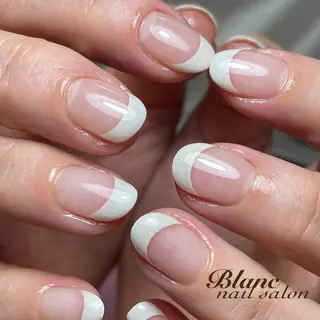 ショート Blanc ブランのネイルデザイン