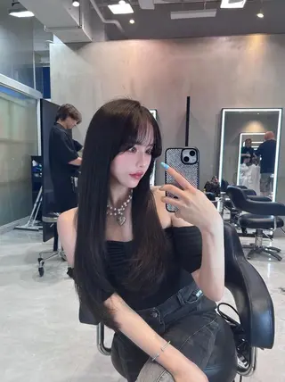 ロング 韓国✖️網紅🖤 パーマYURIYAのヘアスタイル