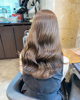 カラー 透明感ベージュ🤎 ナチュラルレイヤーのヘアスタイル