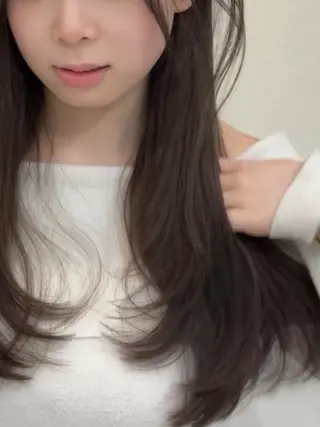 ロング ao - 赤み消し ベージュ/大阪梅田のヘアスタイル