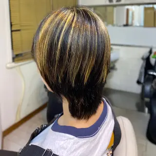 ショート カラー CRADLE Takeuchiのヘアスタイル