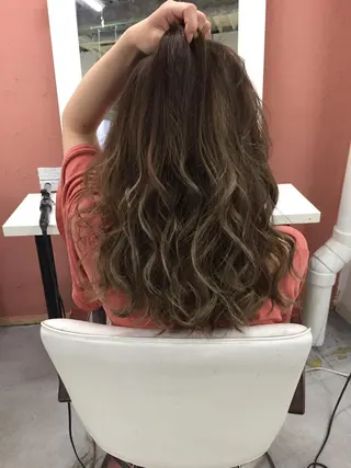 ロング カラー ヘアアレンジ 枝毛カット&髪質改善 満足NO.1岡しゃんのヘアスタイル