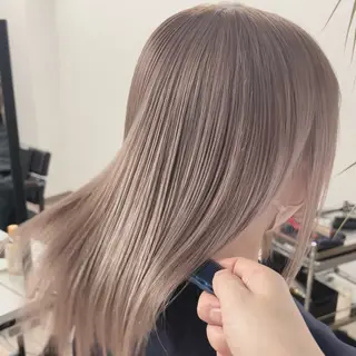 セミロング 井上 彩加のヘアスタイル